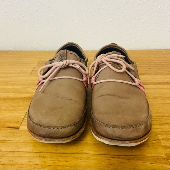 Chaco Caribou Brown and Pink Loafer Shoe - Picture 9 of 10